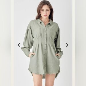 Risen Shirring Long Sleeve Raw Hem Dress With Tapered Waist And Pockets Size S.